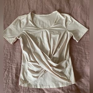 Lululemom cross over T